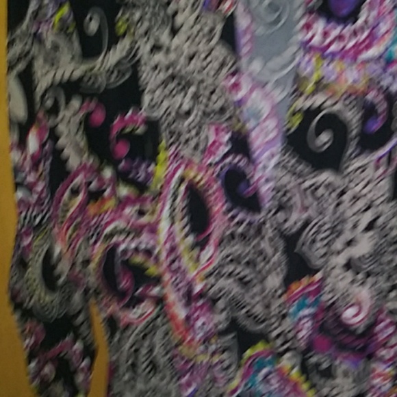 Top - Picture 2 of 5